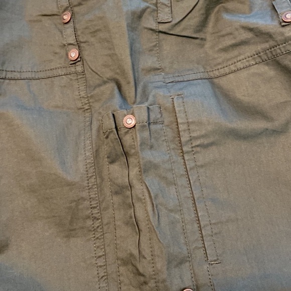 Papaya Y2K Embroidered Crop Pants NWT  size L - Picture 8 of 10